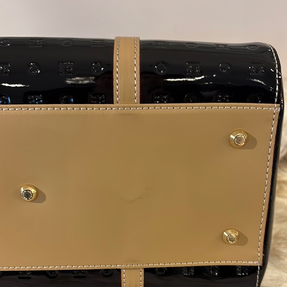 Arcadia Women's Patent Black Leather Satchel Crossbody Bag - Black and Gold - Picture 7 of 15